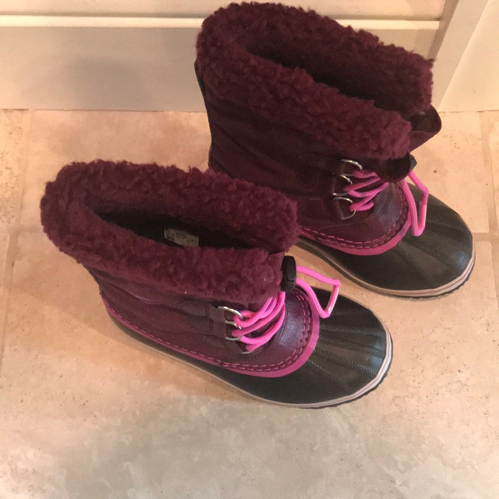 Like New Girls Sorel Waterproof Snow Boots Sz 4